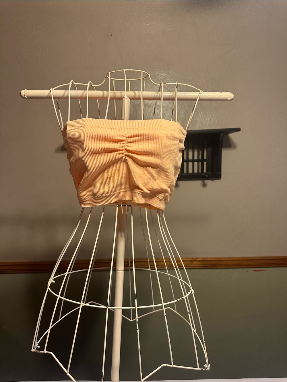 American Eagle Outfitters Peach Ribbed Ruched Bandeau Crop Top